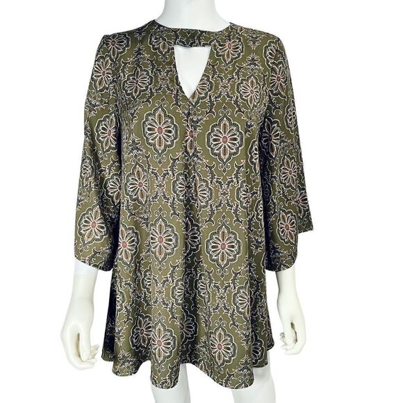 eesome Bell Sleeve Damask Printed Oversized Top - Picture 1 of 6